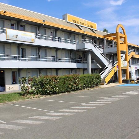 Premiere Classe St Quentin En Yvelines Elancourt Trappes Eksteriør billede