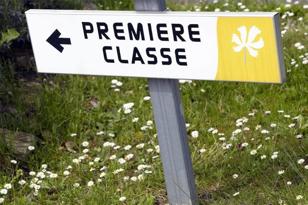 Premiere Classe St Quentin En Yvelines Elancourt Trappes Eksteriør billede